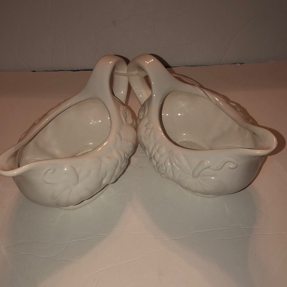Set of Two Tabletops Gallery Harvest Print Gravy Boats - Picture 2 of 5